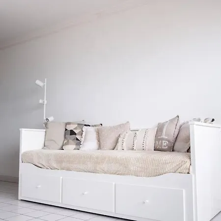 White & Sea, Face A La * براي دون